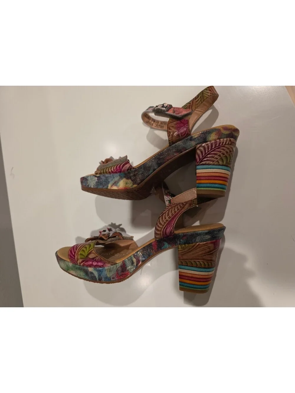 Spring Step L'Artiste Leilanie Genuine Leather Floral Heeled Sandals Size 39
